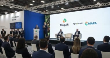 Profissionais brasileiros discutem saúde animal em evento internacional em Atlanta